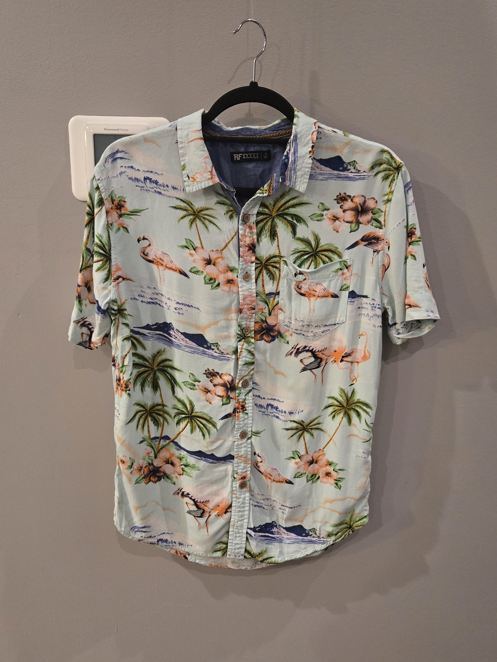 RF Mens Flamingo Palm Tree Hawaiian Camp Shirt Small Light Blue Tropical